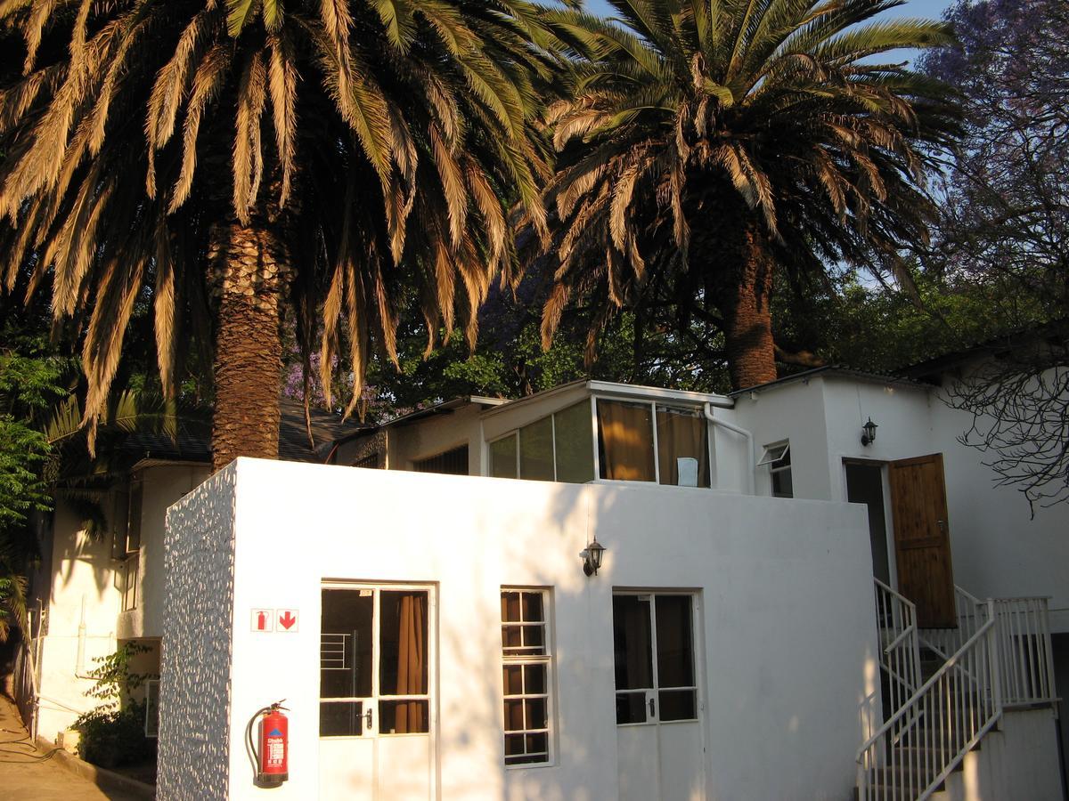Rosebank Hostel Johannesburg Eksteriør billede